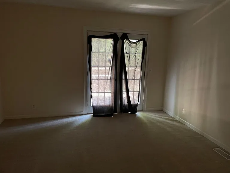 217 Walton Ferry Rd #102 — Photo 7