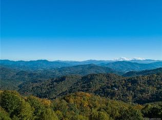 109 Saranac Ln, Waynesville, NC 28785