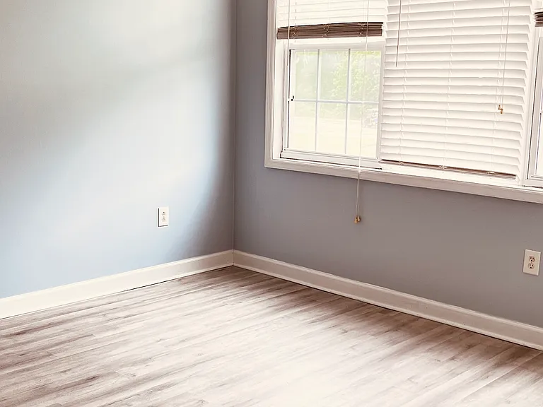 5825 Catalina Dr #223 — Photo 7