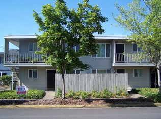 157 E 27th Ave APT 4, Eugene, OR