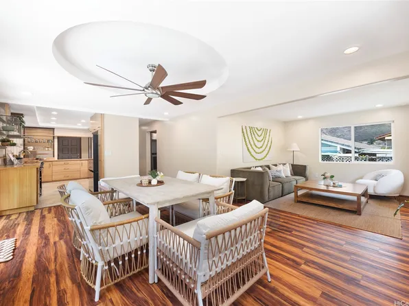 1263 Kaeleku St, Honolulu, HI 96825