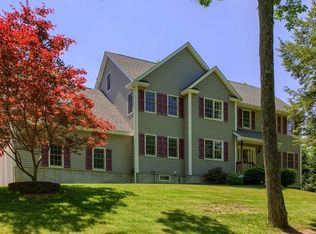 5 Granite Rd, Townsend, MA 01469