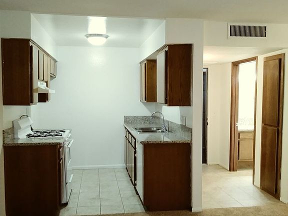 5th image of 7249 Vassar Ave APT 102