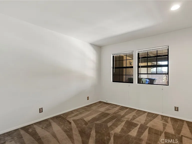 8331 Grand Ave — Photo 15