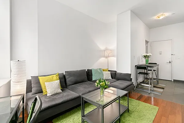 Rented by Compass | media 6