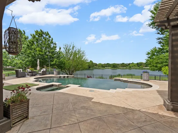1005 Forest Lake Cir, McKinney, TX 75072