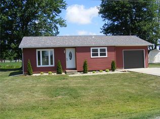 106 E State St, Teutopolis, IL 62467