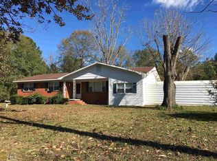 114 Ohoopee Rd, Adrian, GA 31002