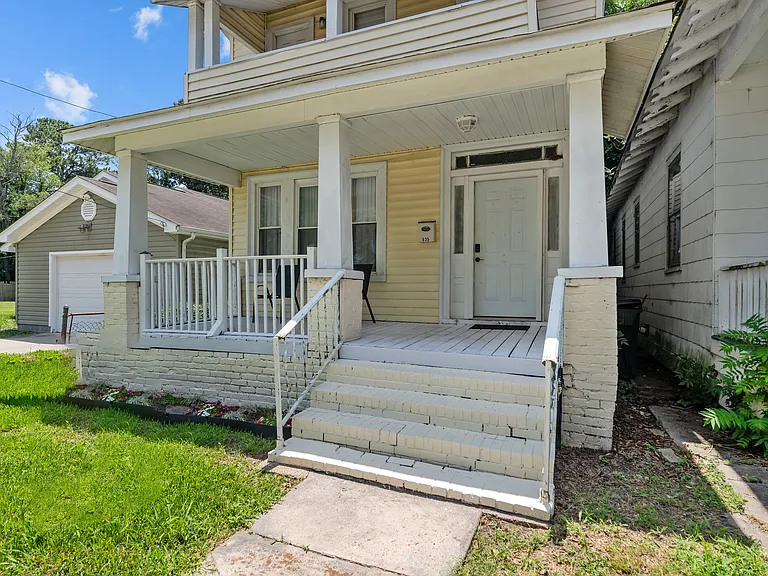 635 W 29th St — Photo 3