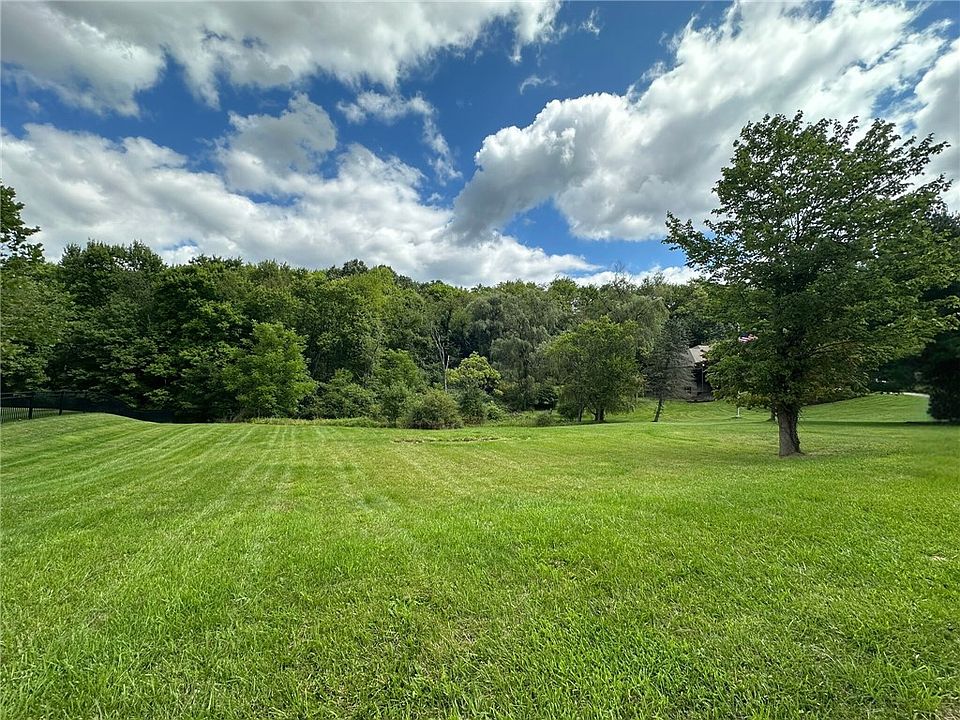 1st image of 107 Altermoor Dr