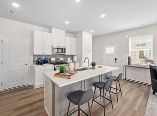 7629 Waypond Ct, Raleigh, NC 27617