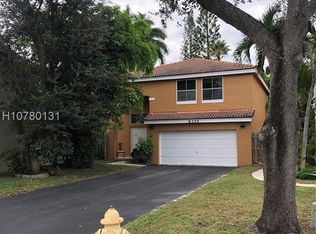 8355 SW 42nd Ct, Davie, FL 33328