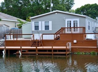 6315 Sebring St, Weeki Wachee, FL 34607