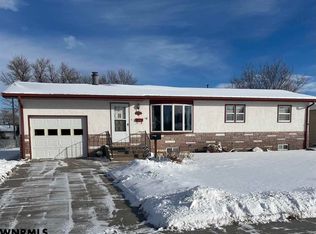 1020 13th St, Gering, NE 69341