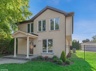 5715 N Ottawa Ave, Chicago, IL
