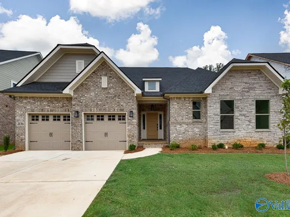 2136 Bloomfell Bnd, Huntsville, AL 35802
