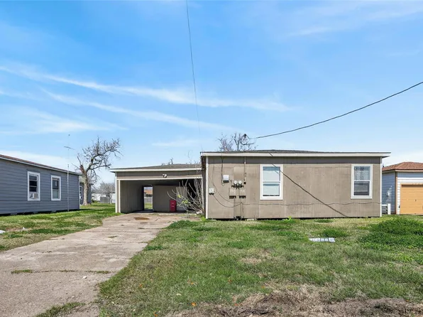 1711 W 5th St, Freeport, TX 77541