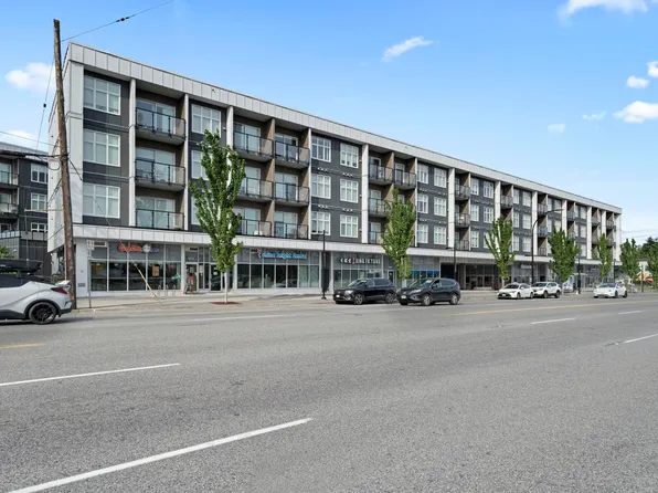 6283 Kingsway Penthouse 18, Burnaby, BC V5J 1G8