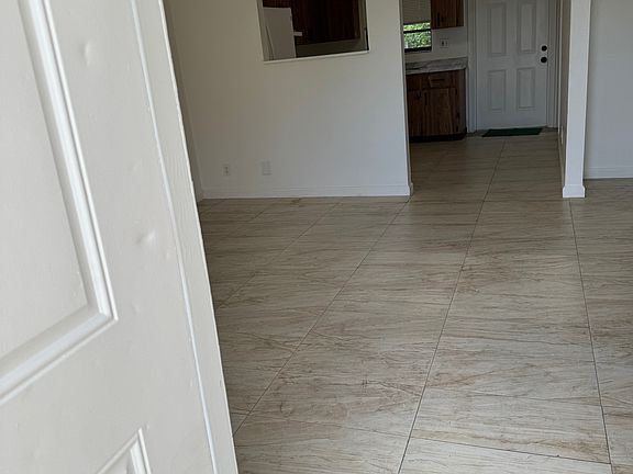 3rd image of 4674 Hairland Dr
