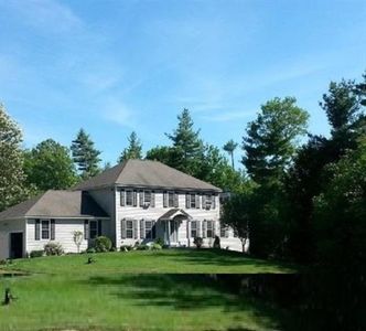17 Orchard Road, New Boston, NH, 03070