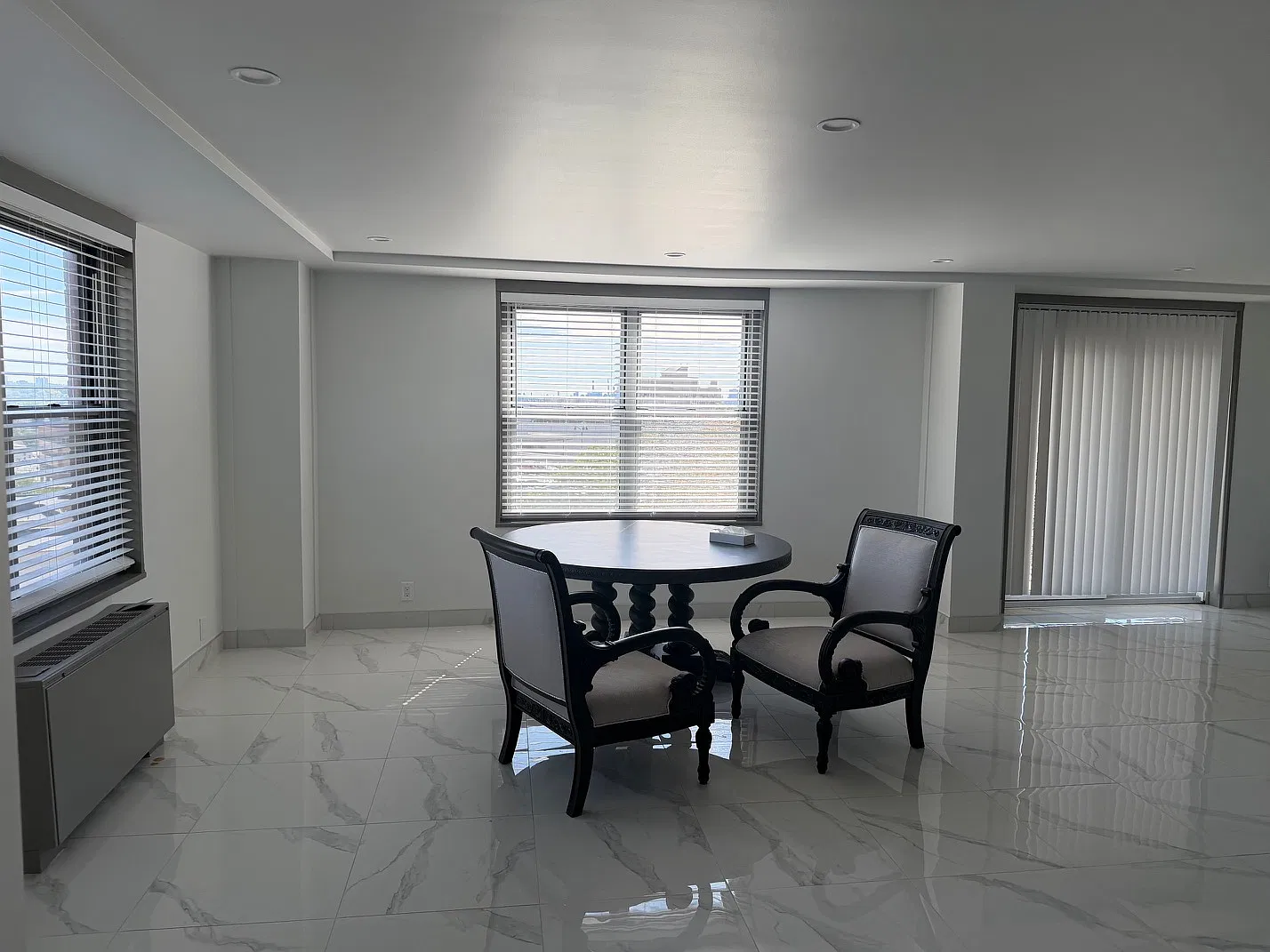 3 bed, $4,700 — Photo 3