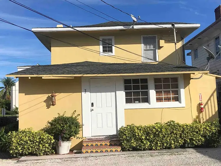 2311 S Dixie Hwy #4 — Photo 15