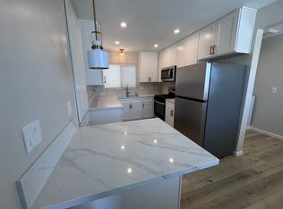 7041-7045 Saranac St, San Diego, CA 92115
