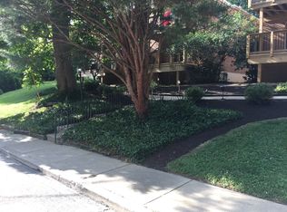 3572 Grandin Rd APT 1, Cincinnati, OH 45226