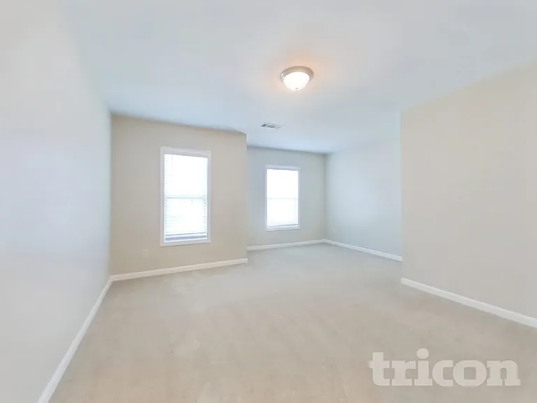 223 Madison Ave — Photo 11