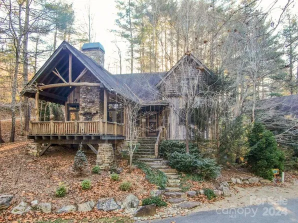 23 Chaucer Rd, Black Mountain, NC 28711