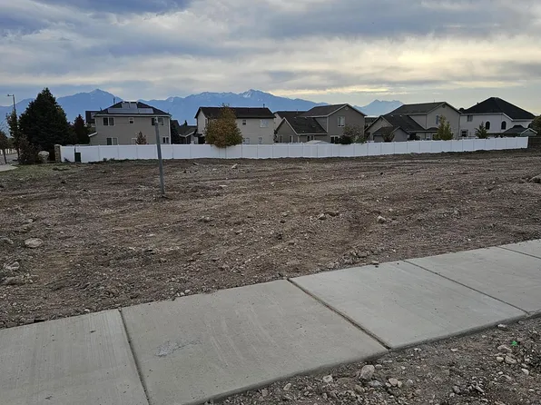 8357 S Four Elm Cir, West Jordan, UT 84081