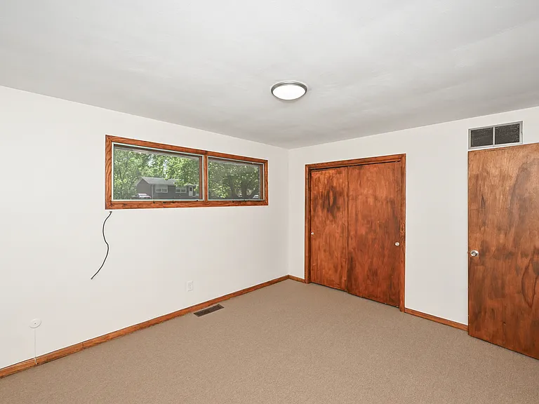 3287 Delray Ave NW — Photo 10