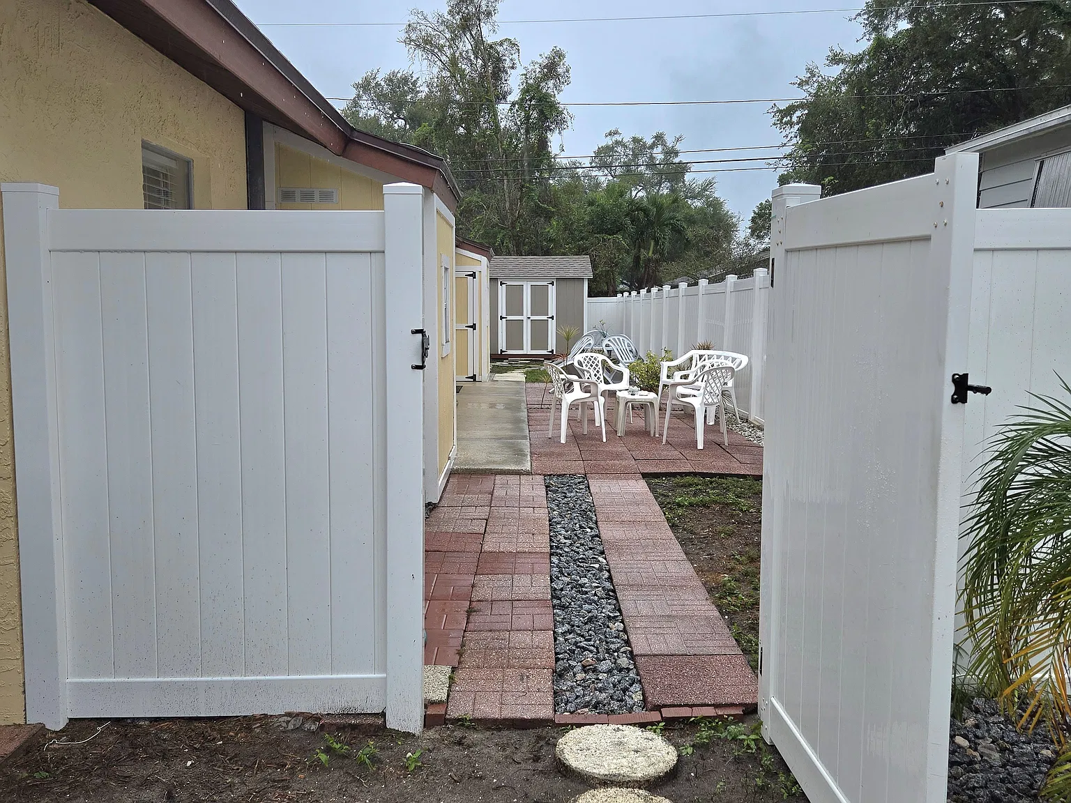 2 bed, 840 sqft, $1,980 — Photo 3