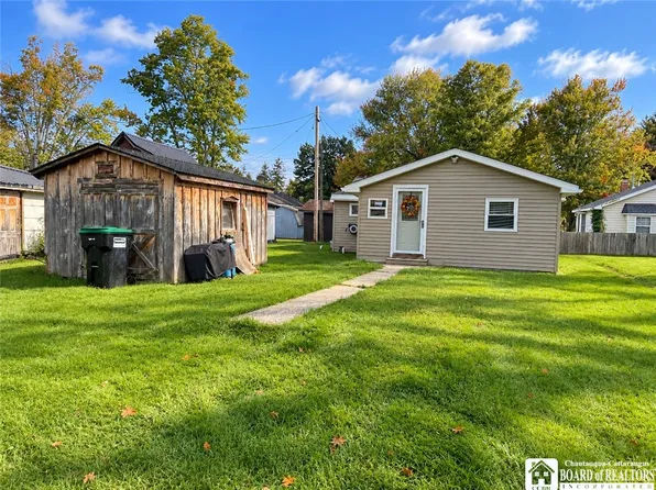 3921 S Ralph Ave, Bemus Point, NY 14712