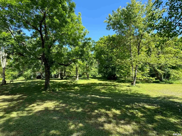 29 Hall Town Rd, Golconda, IL 62938