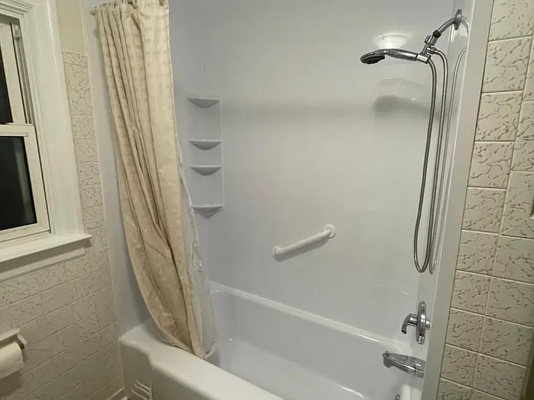 185 Saint George St #2 — Photo 9