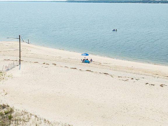 3rd image of 64 S Jamesport Avenue