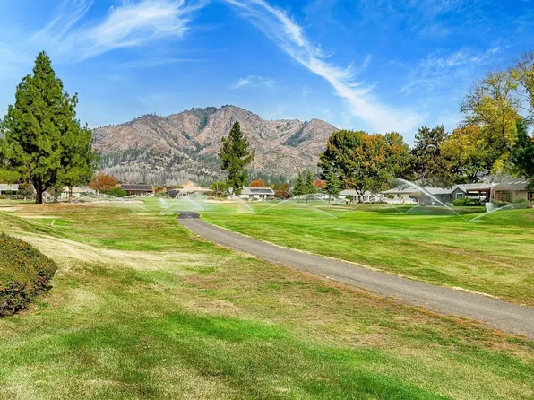 350 Oak Leaf Circle, Santa Rosa, CA 95409