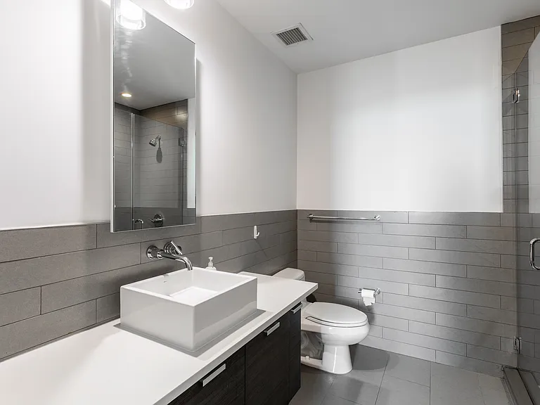 122 West St #3E — Photo 5