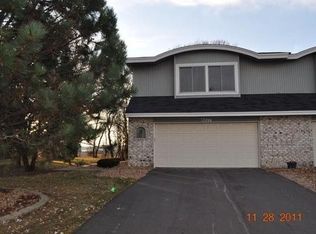 6607 Falstaff Rd, Woodbury, MN 55125