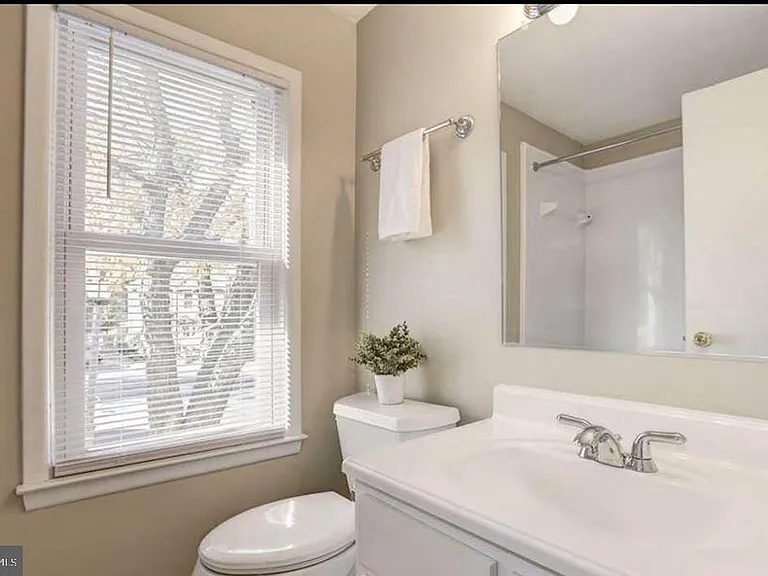 13817 Cabernet Ct — Photo 12