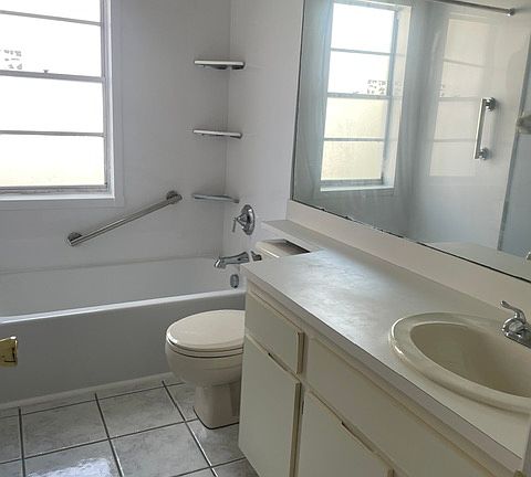 4th image of 6085 Morningdale Ave