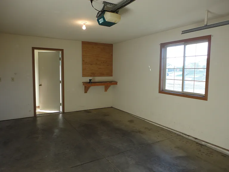 68 S Mountin Dr — Photo 17