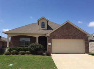8400 Prairie Wind Trl, Fort Worth, TX 76134