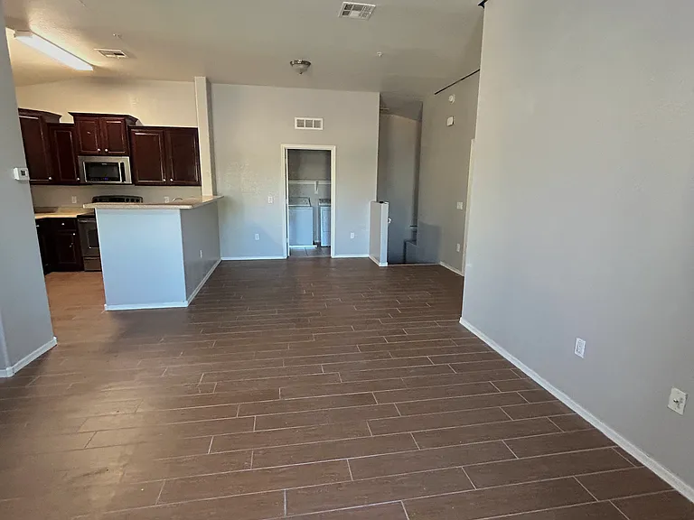 356 N 169th Ave — Photo 9