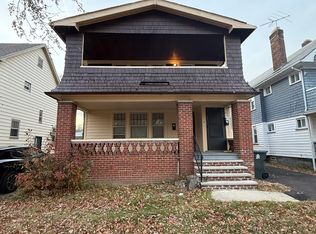 888 Helmsdale Rd #UP, Cleveland, OH 44112