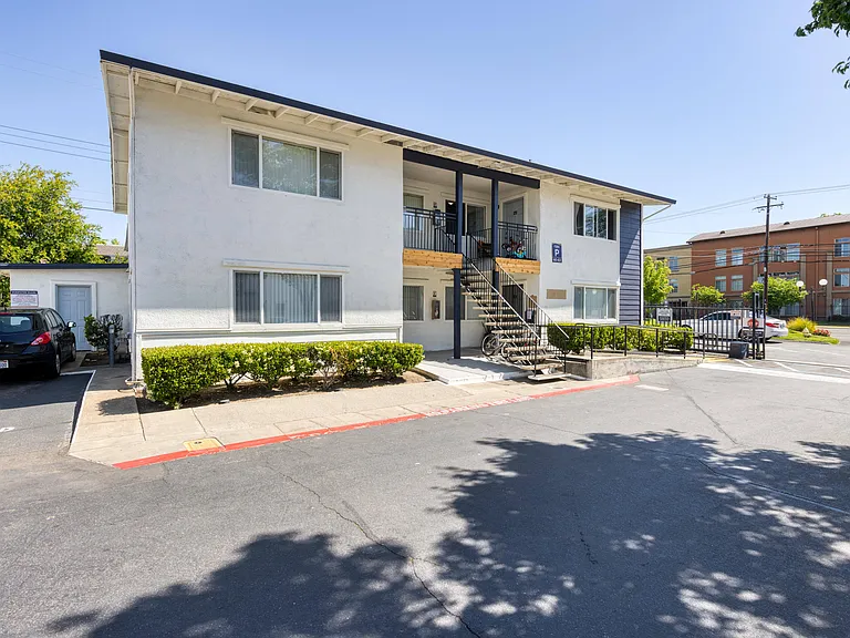 The Carla Apartments — Photo 14