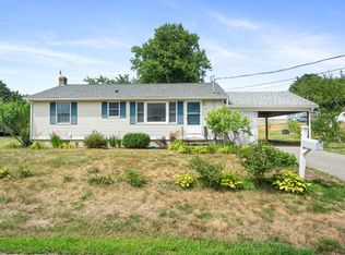 35 Ash St, Dover, NH 03820