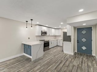 10828 N Biltmore Dr APT 162, Phoenix, AZ 85029