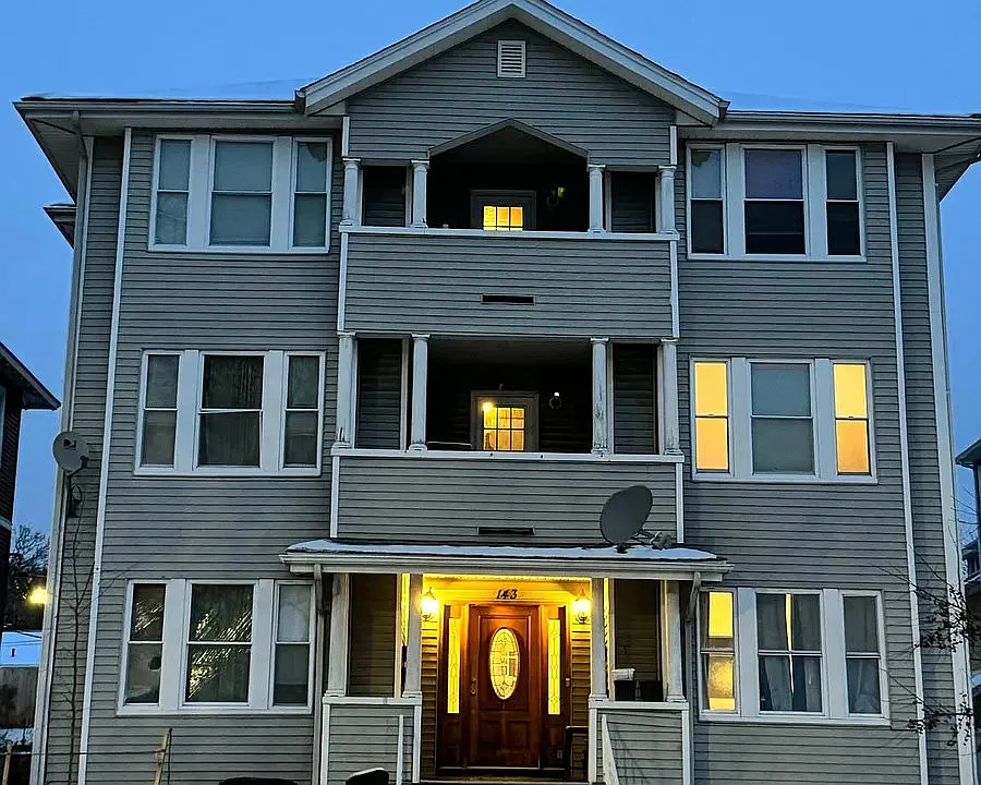 143 Providence St #6